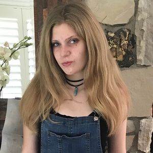 Meet your Posher, Jillian